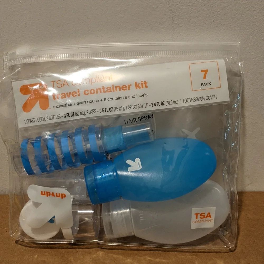 TAS COMPLIANT TRAVEL CONTAINER KIT SET OVERNIGHT BAG + MICROFIBER CLOTH NEW